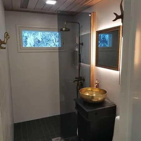Persoonallinen Pieni Asunto Oulu Extérieur photo